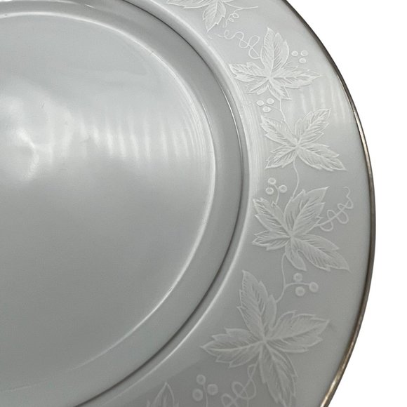 Fine China of Japan Huntington 2 Bread Butter Plates White Flowers Platinum Trim - Picture 3 of 7